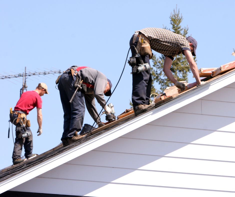 What is the Best Time of Year to Replace My Roof? Aapex Construction