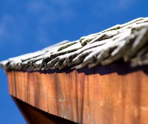 A roof that is covered in snow.